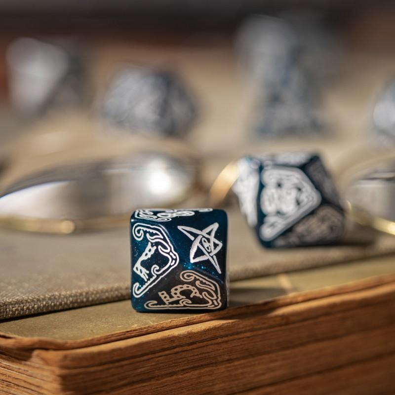 Call of Cthulhu - Abyssal & White Dice Set (7)